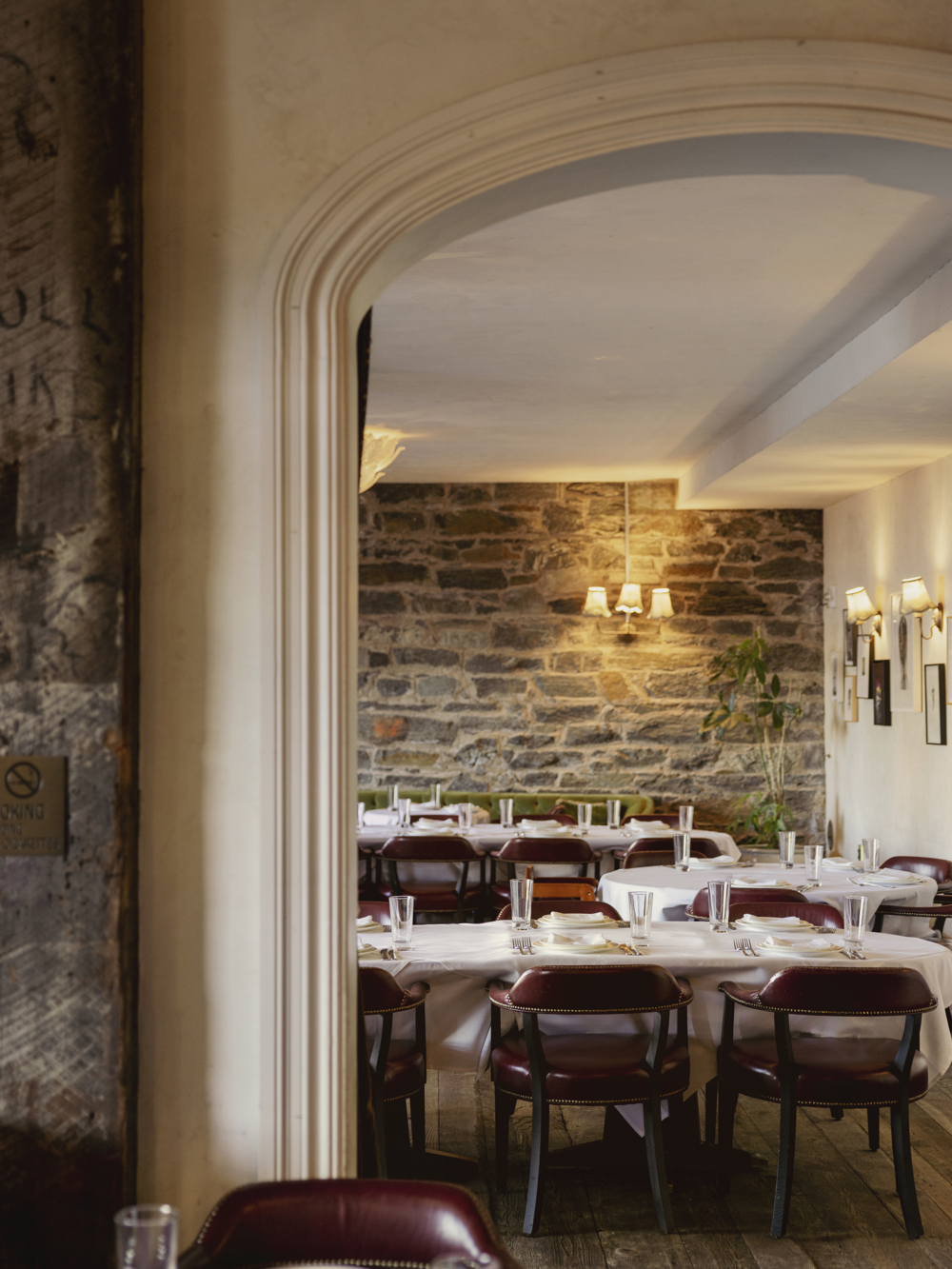 Restaurant interior at Cecconi's Dumbo